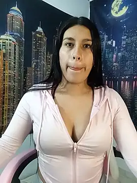 Snapshot of charlottte_wh chatting on May 30, 2026, 9:15 am charlottte wh online show from May 30, 2026, 9:15 am