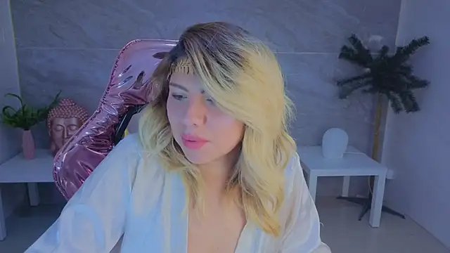 Victoria01 s online show from February 27, 2026, 2:56 am