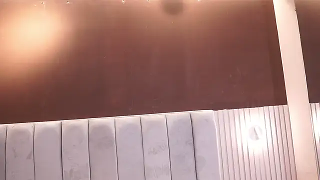 TianBrooks online show from March 10, 2026, 3:32 am