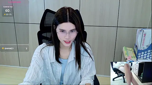 zhen-68 online show from May 12, 2026, 12:41 am