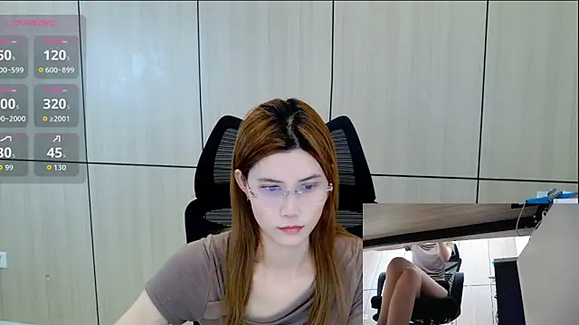 Snapshot of zhen-68 chatting on April 15, 2026, 12:38 am zhen-68 online show from April 15, 2026, 12:38 am