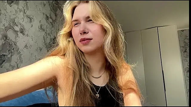 ShariLappas online show from March 20, 2026, 9:21 am