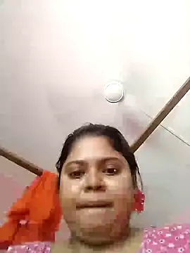 curvy-Riya online show from March 26, 2026, 5:28 am