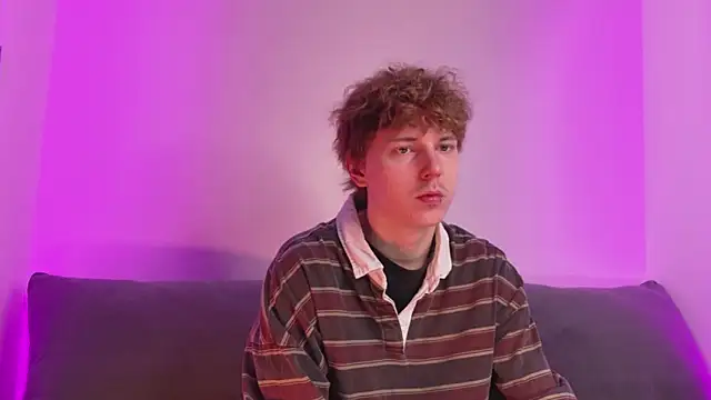 Mickey Hawk online show from April 13, 2026, 10:41 am