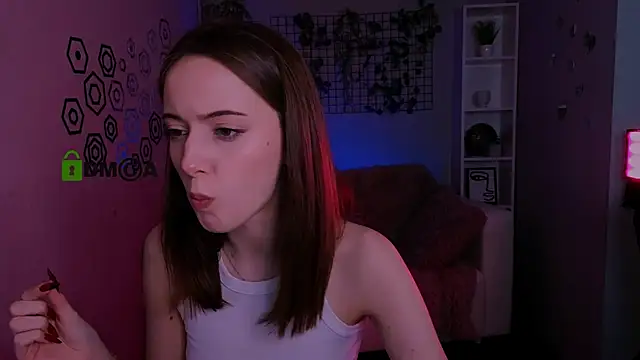 chloe ley online show from May 11, 2026, 7:11 pm
