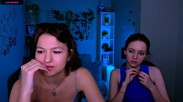 chloe ley online show from May 25, 2026, 10:14 am