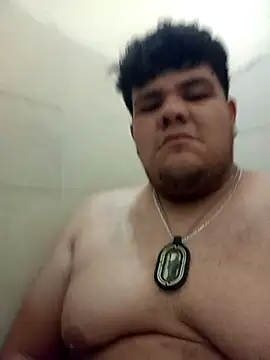 Snapshot of Brazzino04 chatting on March 3, 2026, 9:27 am Brazzino04 online show from March 3, 2026, 9:27 am