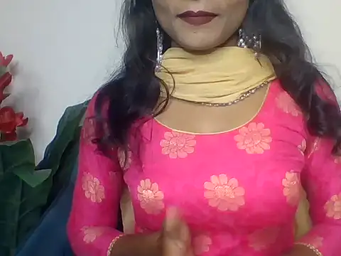 Snapshot of Indian_Sara chatting on February 27, 2026, 5:57 pm Indian Sara online show from February 27, 2026, 5:57 pm
