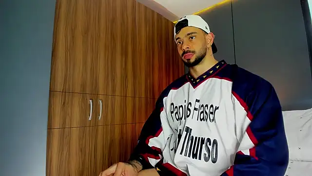 massimo visconti online show from April 6, 2026, 3:46 pm