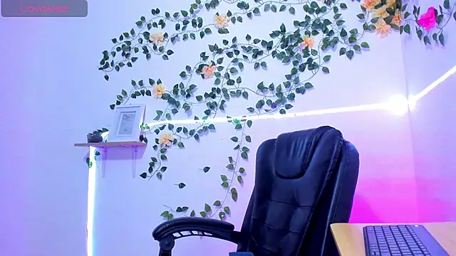 violeta cutee online show from March 12, 2026, 1:37 pm