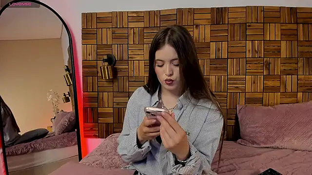 Snapshot of ambaar__1 chatting on April 30, 2026, 8:27 pm ambaar 1 online show from April 30, 2026, 8:27 pm