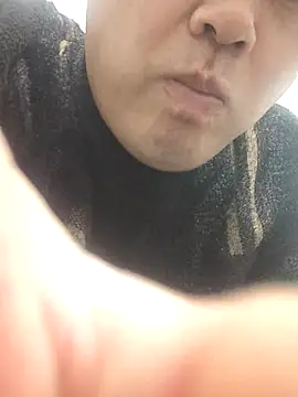 wanggang880903 online show from March 7, 2026, 4:23 pm