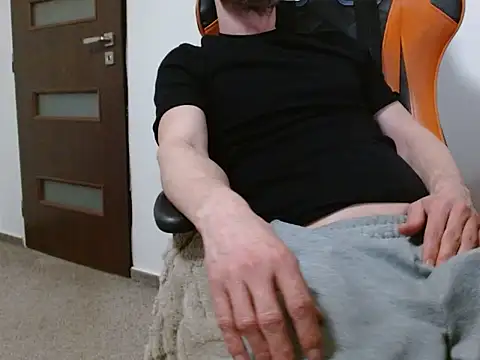 Sokarek online show from April 6, 2026, 7:48 pm