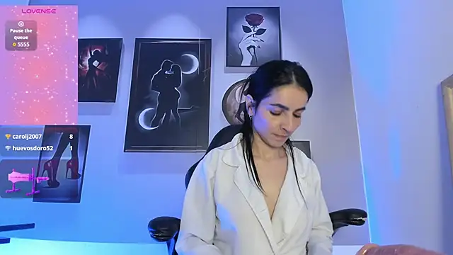 Snapshot of Samantha_Velle chatting on June 26, 2026, 9:04 am Samantha Velle online show from June 26, 2026, 9:04 am