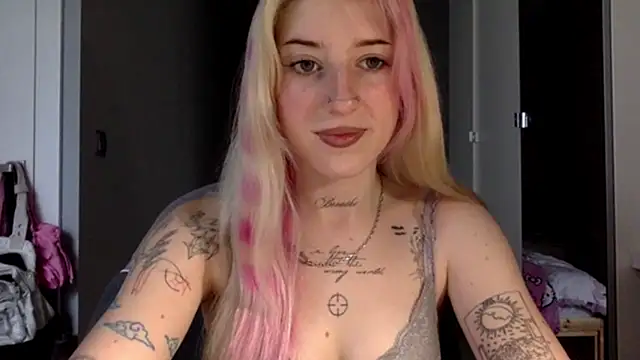 EmmyWet online show from July 7, 2026, 4:21 pm
