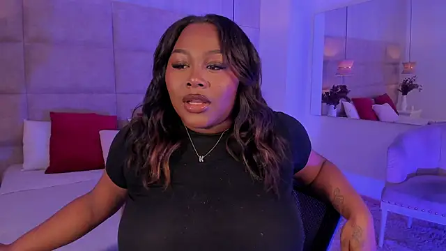 Snapshot of DestinyTornn chatting on June 2, 2026, 5:40 am DestinyTornn online show from June 2, 2026, 5:40 am