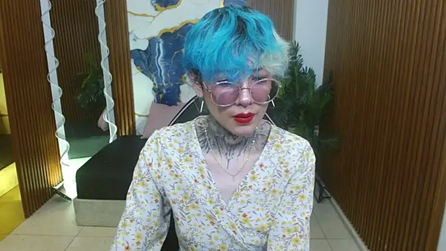 Lyra tay online show from April 9, 2026, 7:09 pm