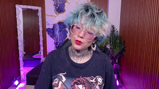 Lyra tay online show from May 30, 2026, 7:08 pm