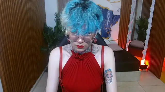 Lyra tay online show from May 2, 2026, 7:08 pm