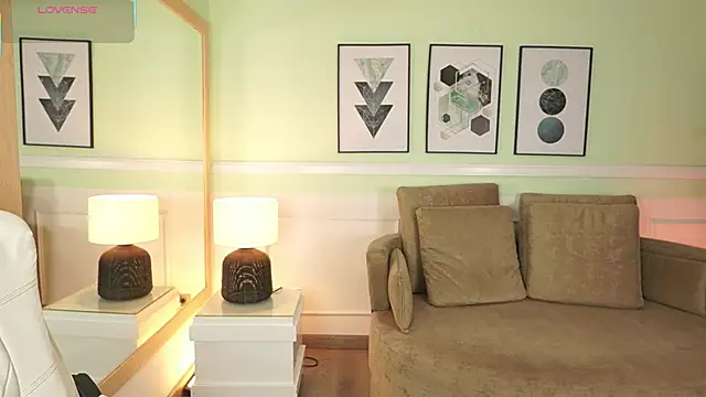 MandyCollins online show from March 31, 2026, 11:34 am