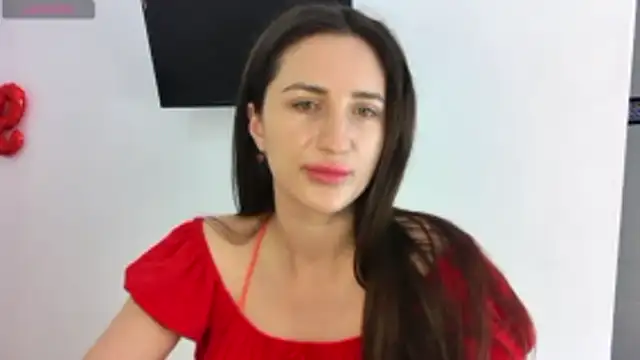 EveLuxe01 online show from March 18, 2026, 12:51 pm