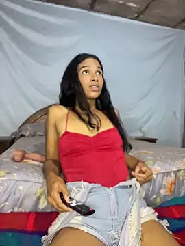 FlorSalvaje  online show from April 10, 2026, 1:12 am