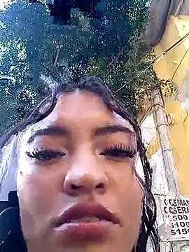 perla stone11 online show from April 4, 2026, 6:58 pm