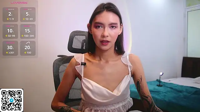 amy peachy online show from May 14, 2026, 3:36 am