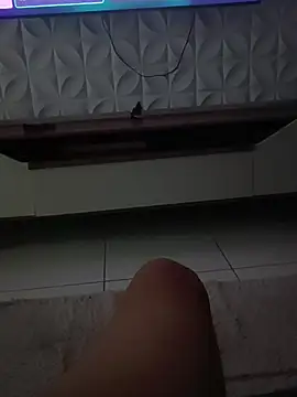 Snapshot of misteriosocam40 chatting on April 9, 2026, 5:20 am misteriosocam40 online show from April 9, 2026, 5:20 am