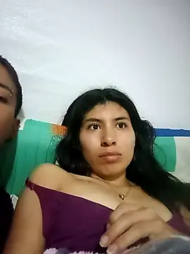 May and Noah online show from April 3, 2026, 12:39 am