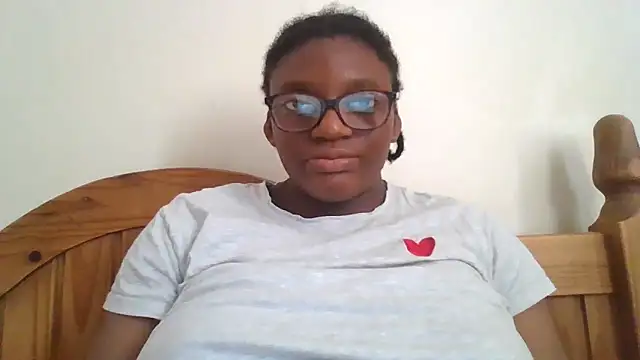 Snapshot of SexyGemBeauty chatting on June 14, 2026, 3:57 pm SexyGemBeauty online show from June 14, 2026, 3:57 pm