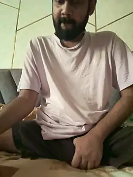 lick upguy online show from April 27, 2026, 10:35 am