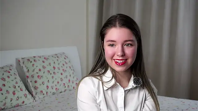 Snapshot of SmoggyWeek chatting on March 2, 2026, 12:01 pm SmoggyWeek online show from March 2, 2026, 12:01 pm