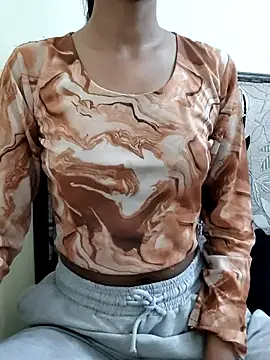 MAYA BED GIRL online show from March 20, 2026, 1:28 am