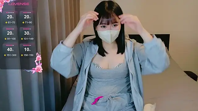 papikochan45 online show from March 25, 2026, 8:25 am