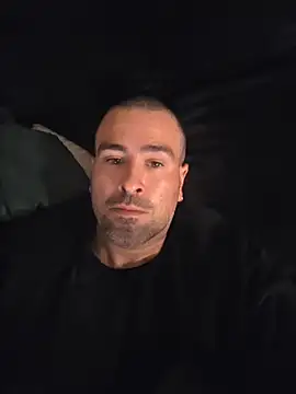 Snapshot of Biggbaddwulf7 chatting on March 27, 2026, 7:28 am Biggbaddwulf7 online show from March 27, 2026, 7:28 am