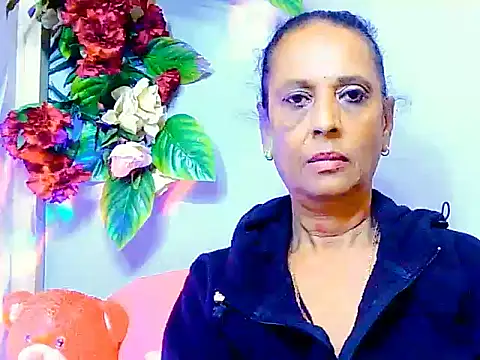 Snapshot of Hot_queen58 chatting on June 6, 2026, 5:34 am Hot queen58 online show from June 6, 2026, 5:34 am