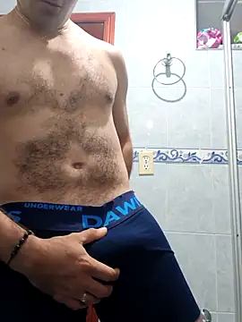 RaphandLey online show from March 9, 2026, 3:21 am