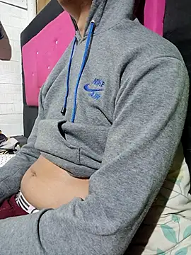 Sophia Noah online show from March 1, 2026, 10:26 am