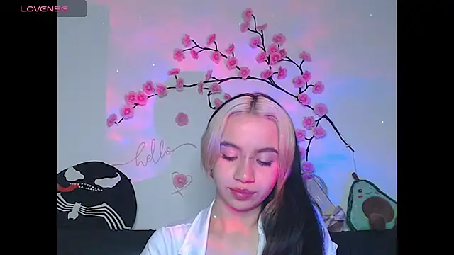 Snapshot of sweet_molly420 chatting on June 18, 2026, 9:14 am sweet molly420 online show from June 18, 2026, 9:14 am