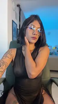 Ginaaa  online show from April 18, 2026, 2:14 am