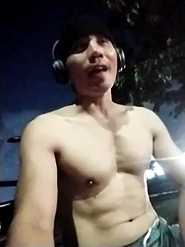 traiwe06 online show from March 11, 2026, 1:27 pm