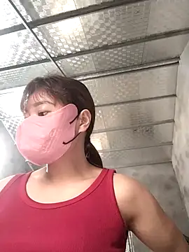 Lilinn  online show from April 2, 2026, 11:11 pm