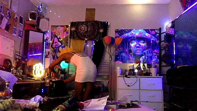 Snapshot of Kyzse_Splash-er chatting on March 3, 2026, 11:45 pm Kyzse Splash-er online show from March 3, 2026, 11:45 pm