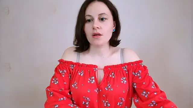 Inessa beauty online show from May 19, 2026, 2:13 pm