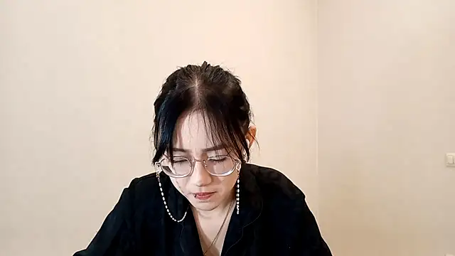 SolvedGlobe online show from April 23, 2026, 1:02 pm