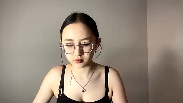 SolvedGlobe online show from March 10, 2026, 1:04 pm