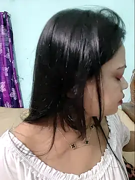 Beauty-3 online show from April 26, 2026, 1:25 am