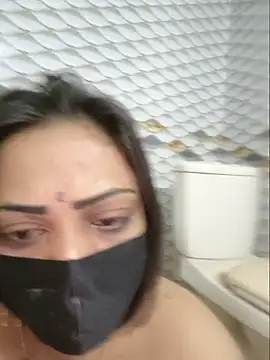 Beauty-3 online show from May 23, 2026, 1:37 am