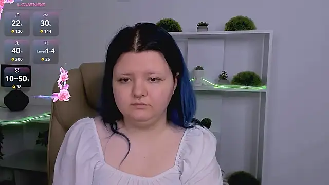 Snapshot of Lunaar_ chatting on March 27, 2026, 8:26 am Lunaar online show from March 27, 2026, 8:26 am